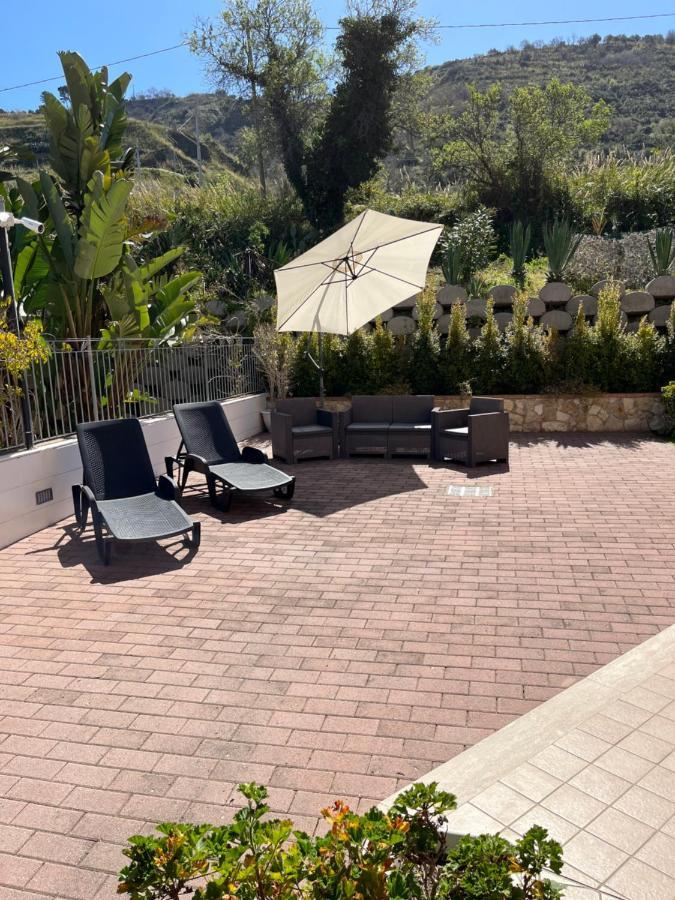 Residenza De Luca B&B Tropea Eksteriør billede